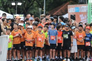 Kids waiting at start Patana Fun Run